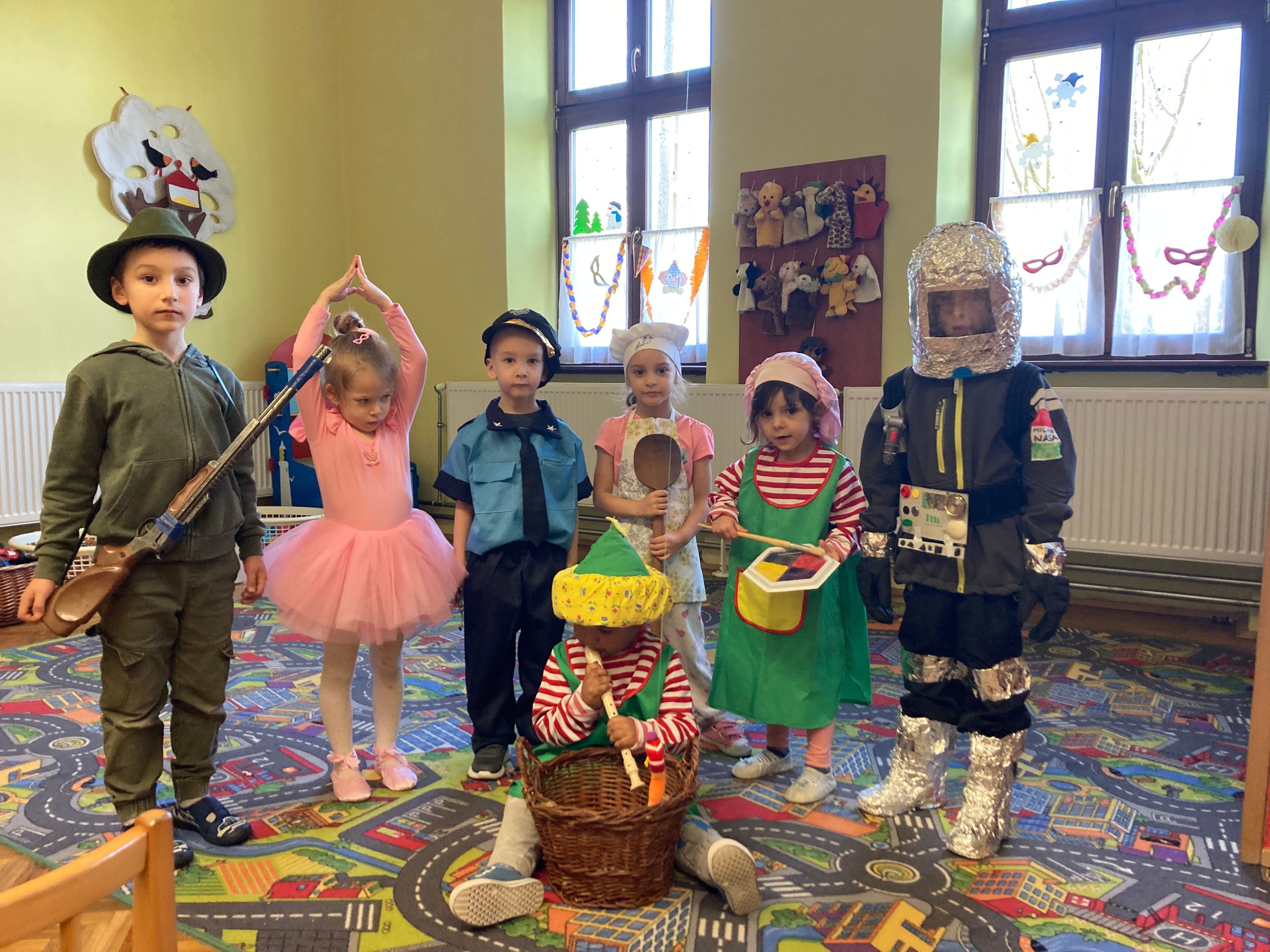 Jelmezek, mesterségek és kreatív ötletek