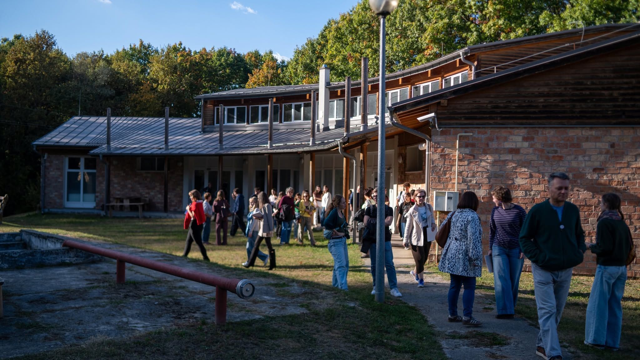 „Tanárnő, ezt meg tudnám szokni” – Irodalom és szabadság a Dráva Völgyében
