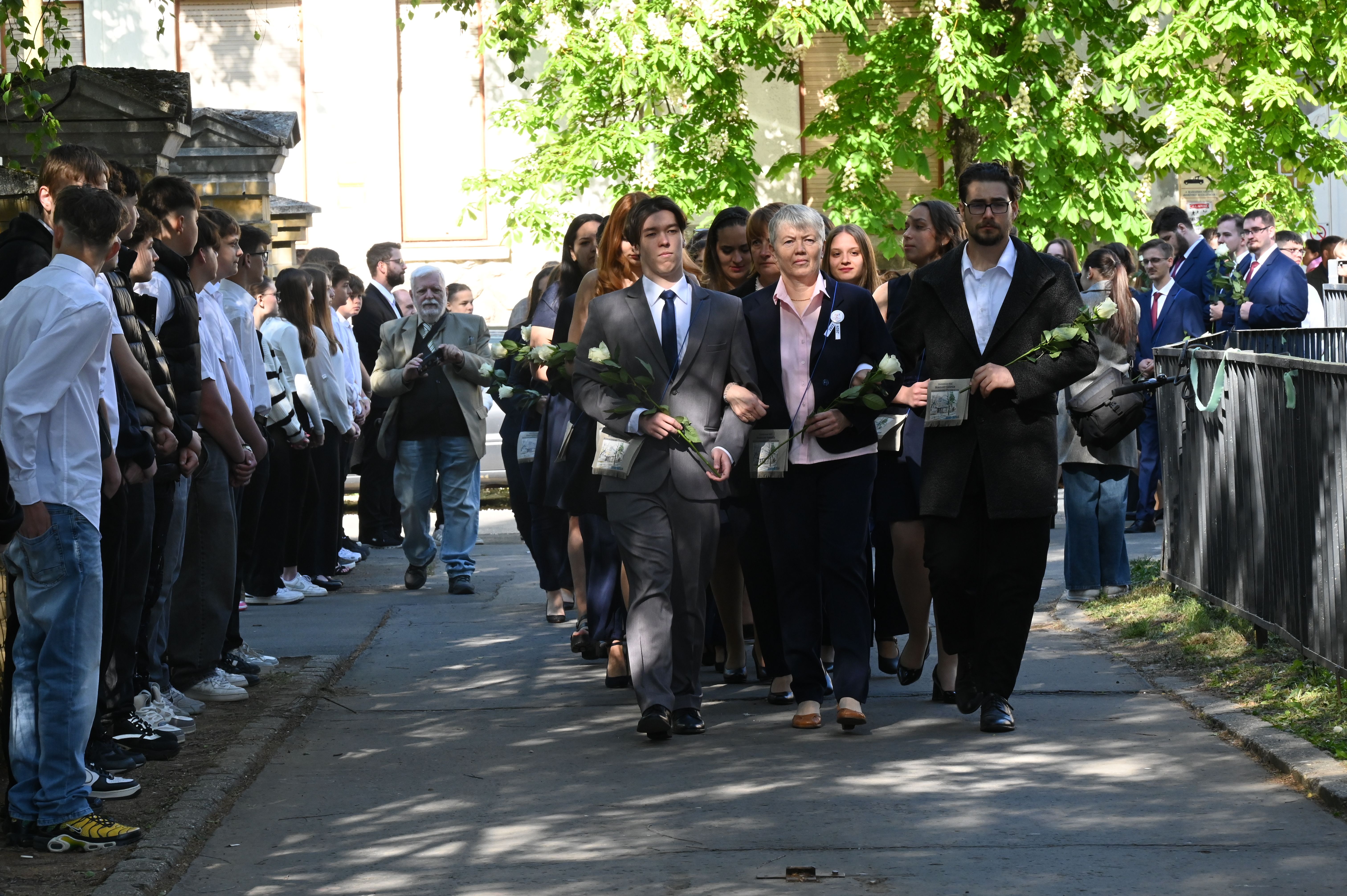 Ünnep és búcsú: ballagások a Kaposvári Szakképzési Centrumban