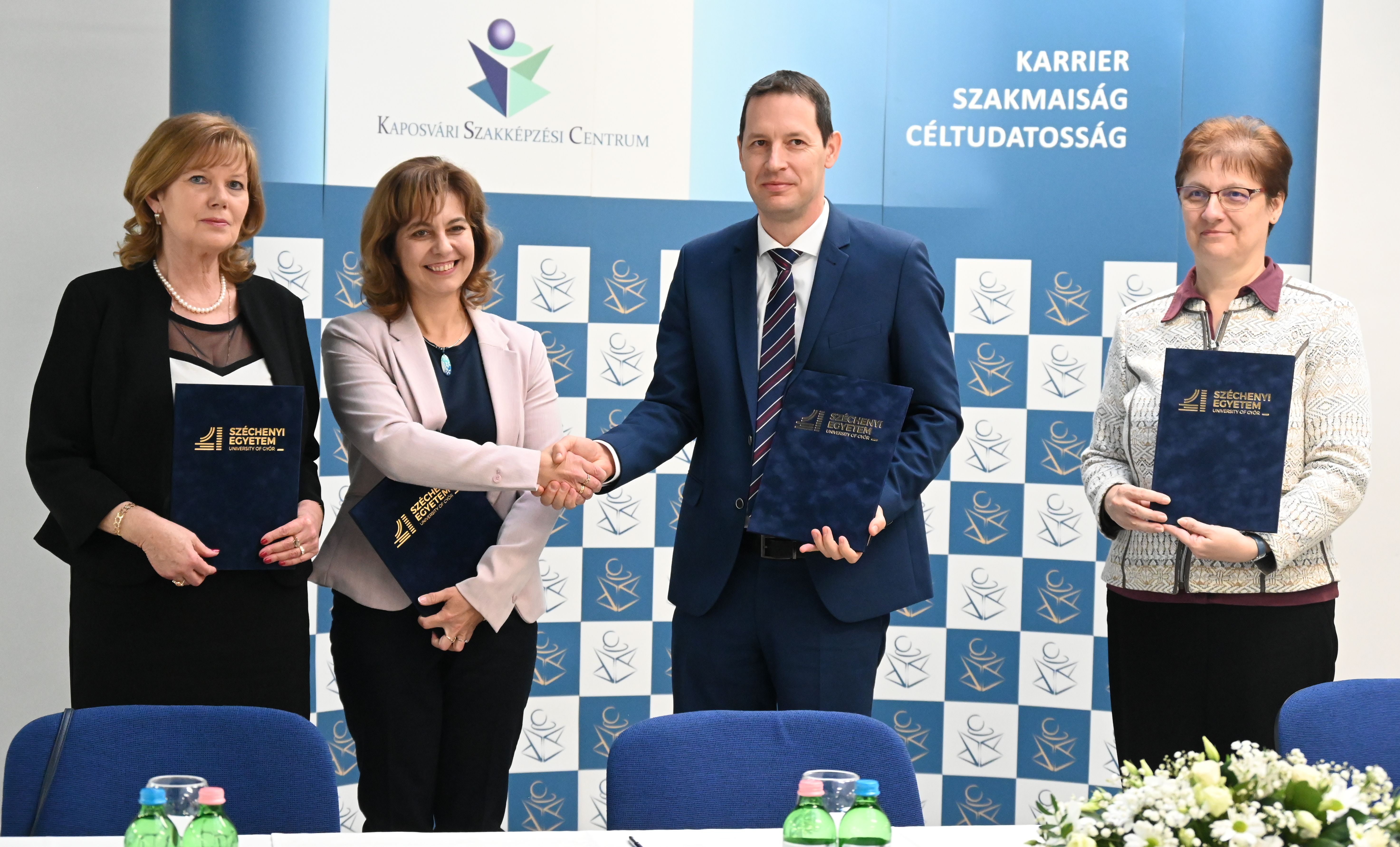 Egyenes út a győri egyetemre