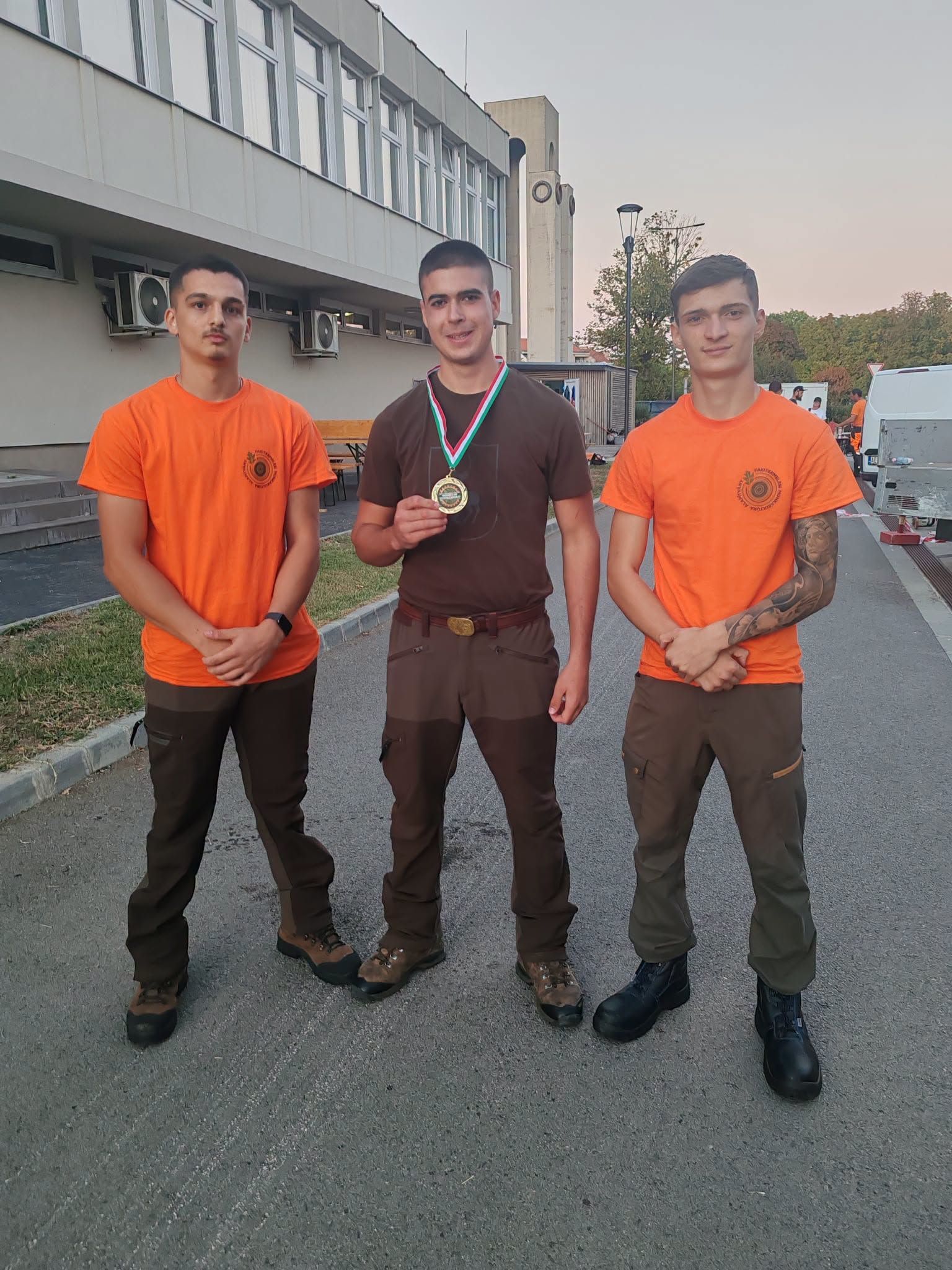 Fakitermelő arany_6.jpg