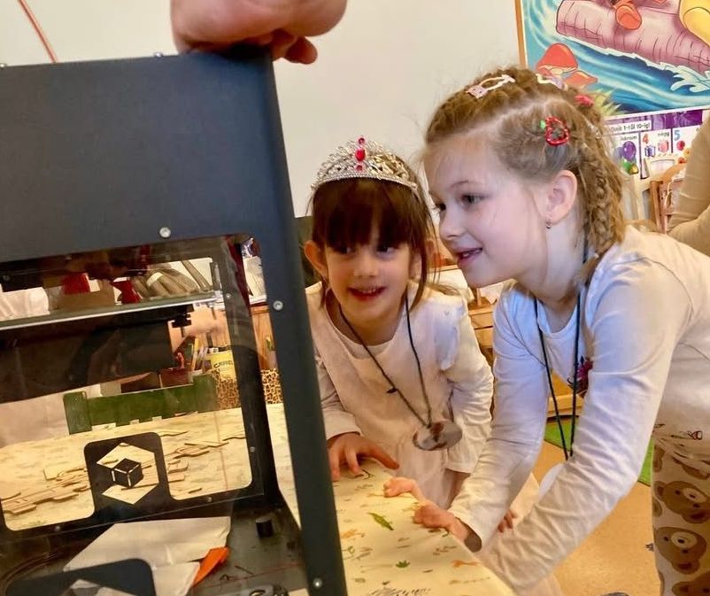 Apró felfedezők, nagy élmények – Szakmaforgó az óvodában