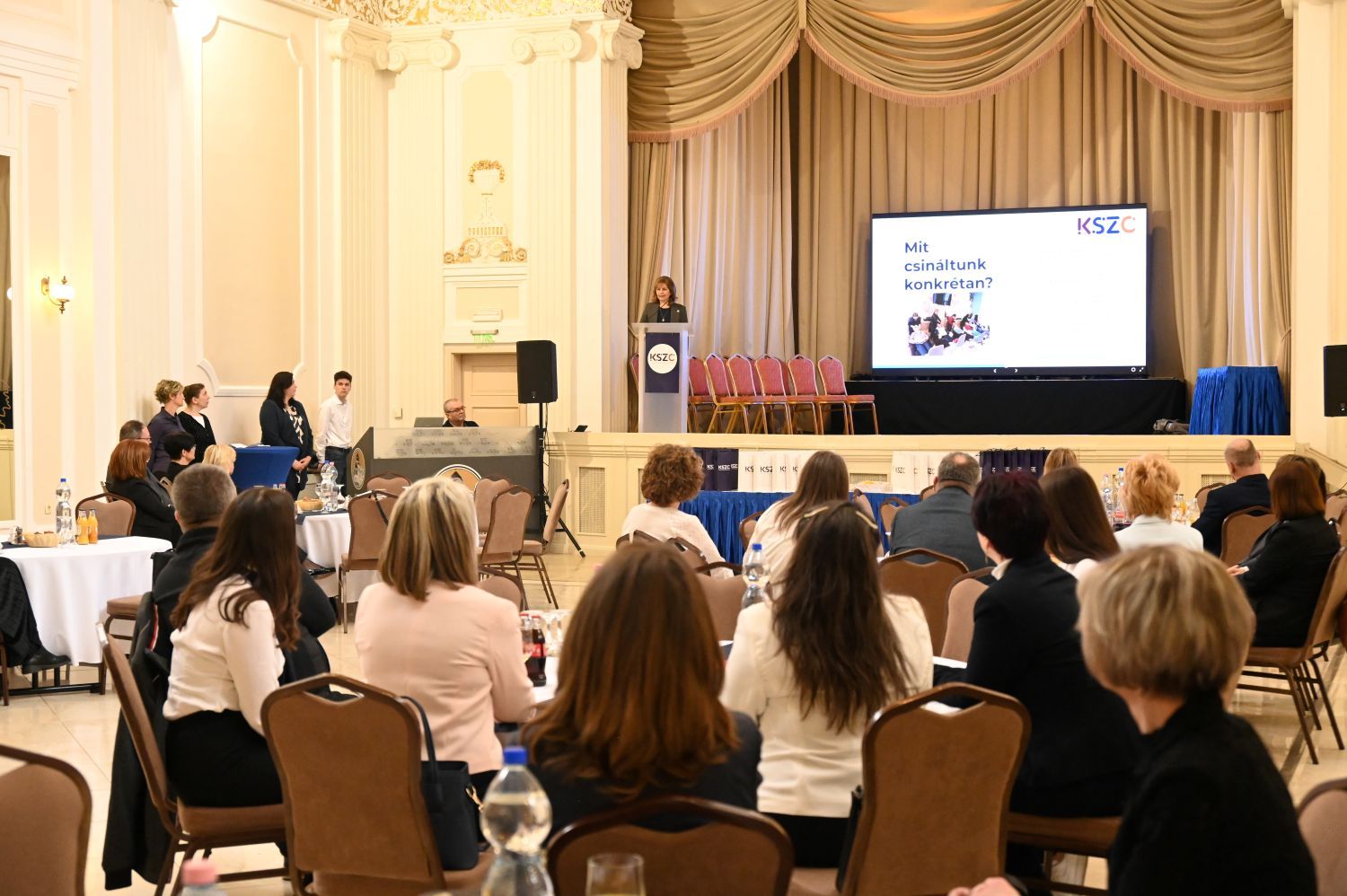 Önkéntesség, szakmák, élmények – Közös sikerek