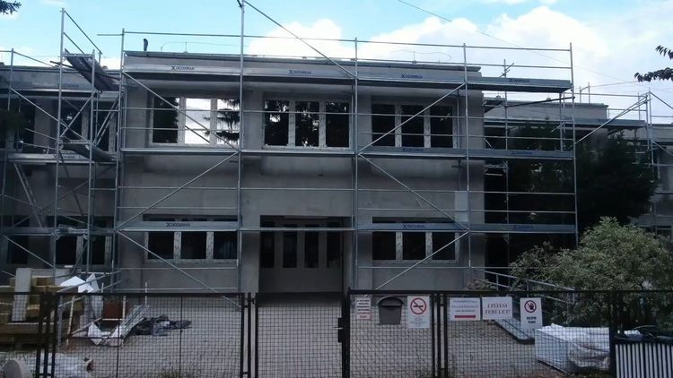 A tervek szerint halad a Barcsi Szakképző Iskola felújítása